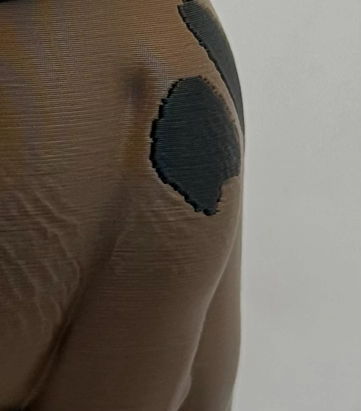 Close-up van een slecht verwerkt beeldje